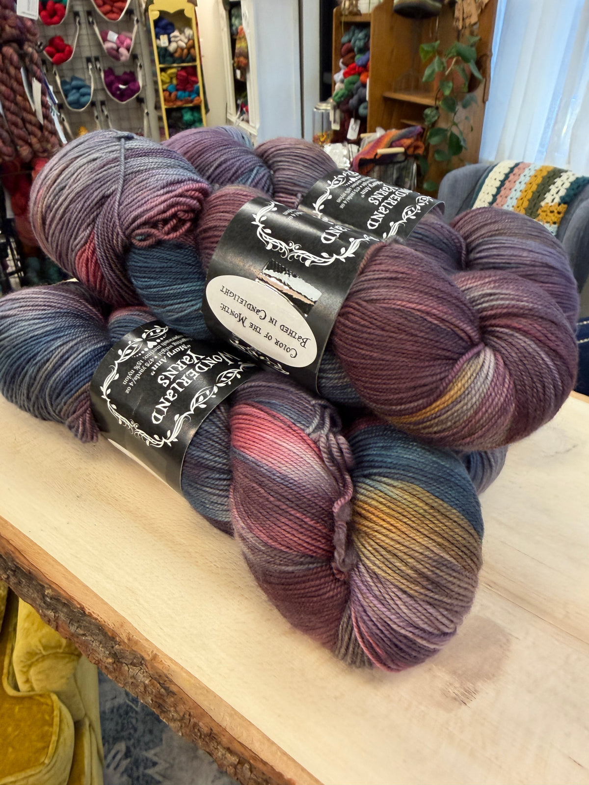 Wonderland Yarn - Bathed in Candlelight