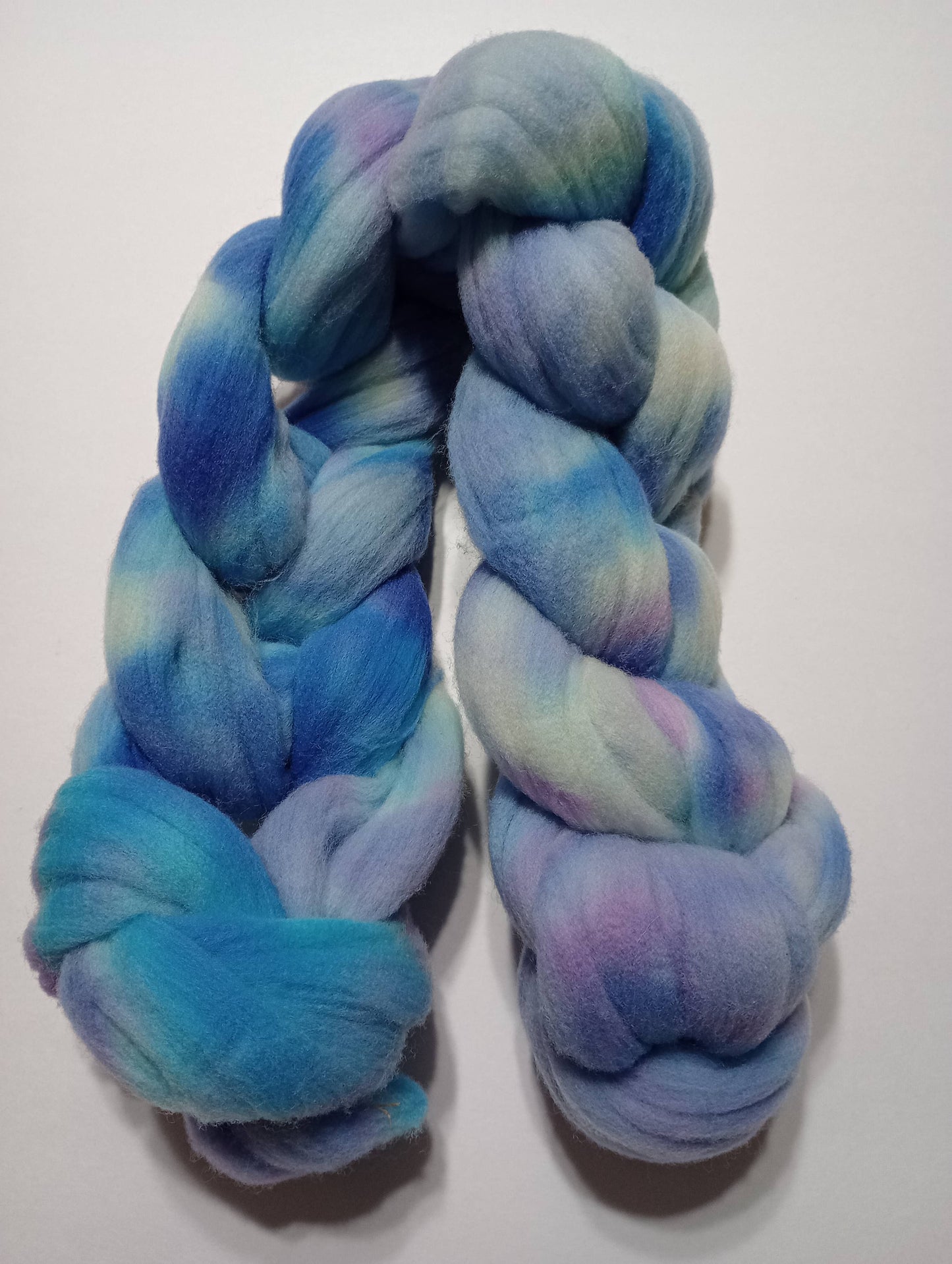 Rambouillet Hand Dyed Roving - 100 g. braids - Blue Iris
