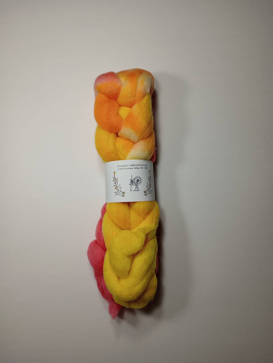 Corriedale Hand Dyed Roving - 100 g. braids - TropicalSunset