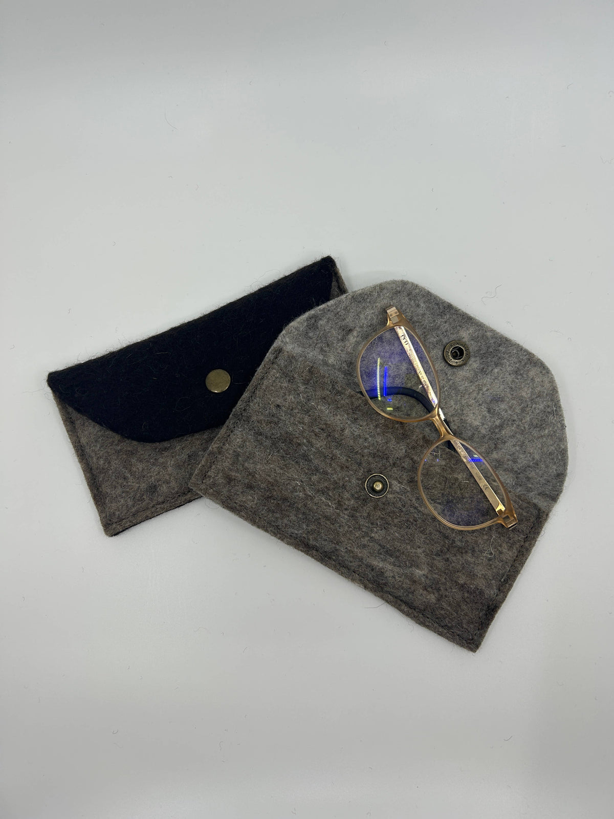 Snap-and-Go Mini Felt Pouch