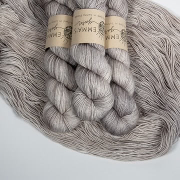 Emma’s Simply Spectacular DK Yarn