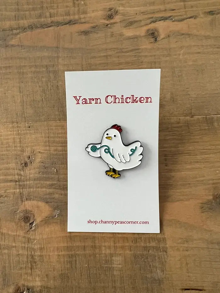 Yarn Chicken Pin-White