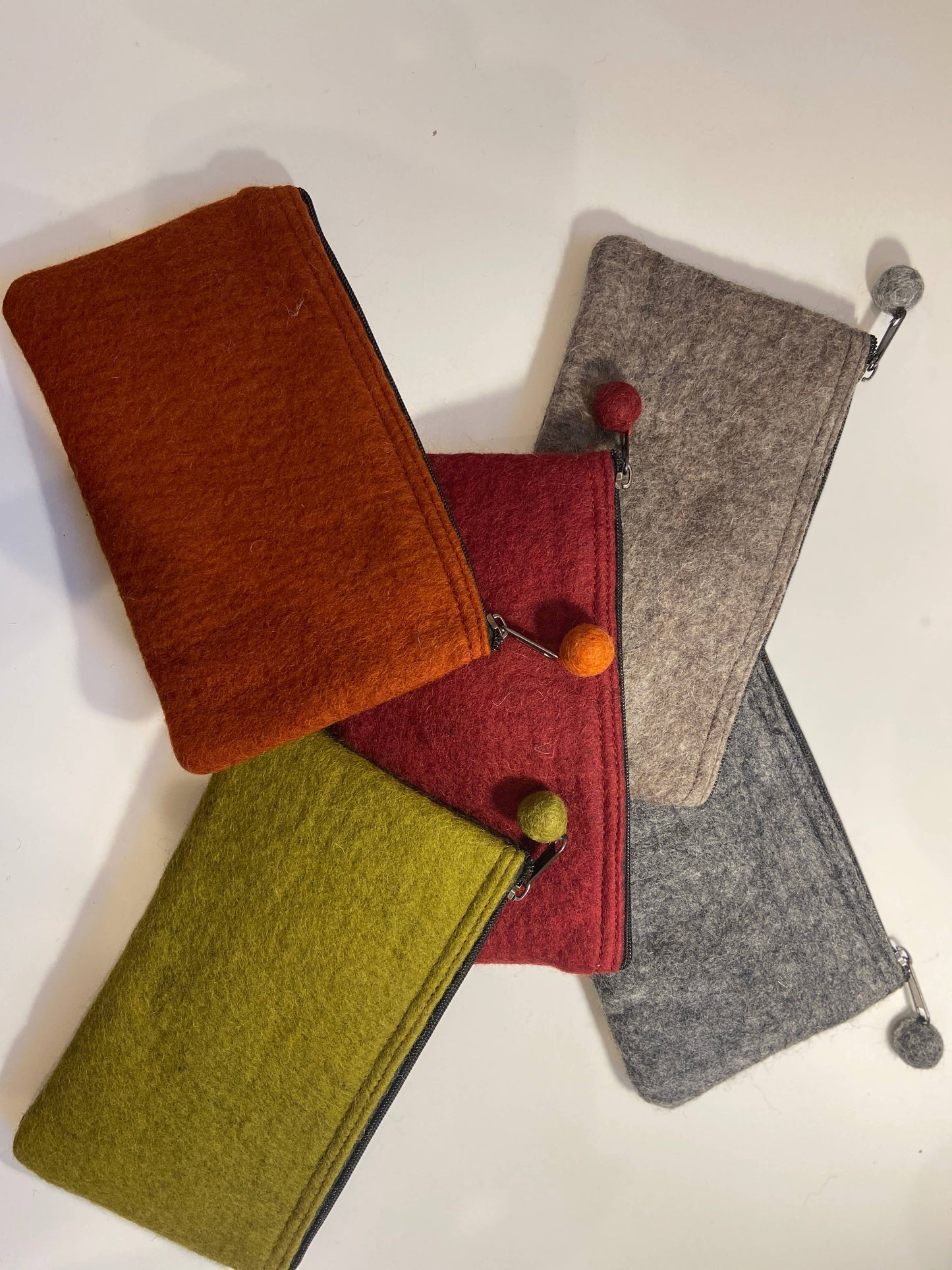 2-Tone Medium Felt Pouch
